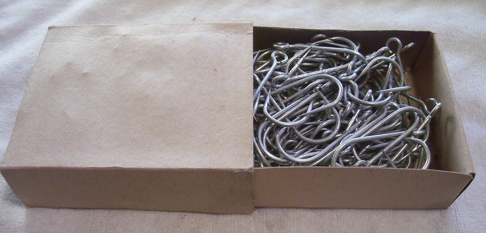 5/0 LURE HOOKS  BOX OF 100  SALMON OPEN END