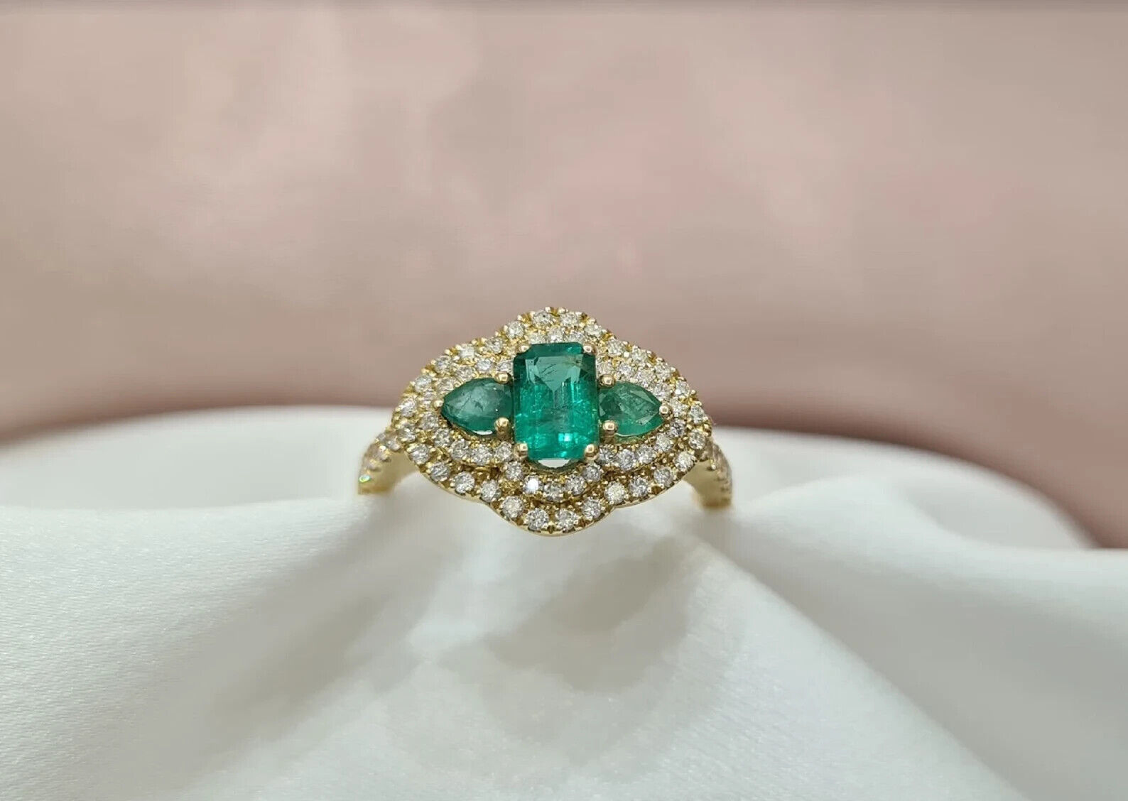 18k Yellow Gold Natural Emerald Diamond Ring For Weeding, Women Gold Jewelry