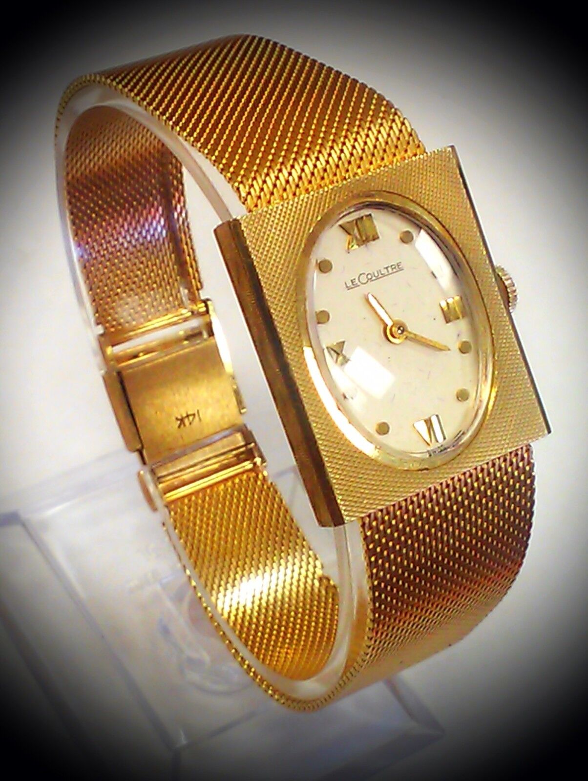 Rare & Vintage LeCoultre 14K Solid Gold Case & Band Laidess Wristwatch.. # E