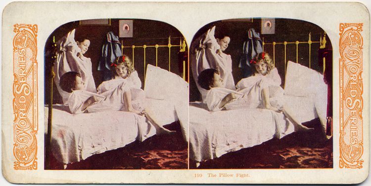 THE PILLOW FIGHT VINTAGE PHOTO WORLD SERIES 1905 KAWIN + CO COLORIZED STEREOVIEW
