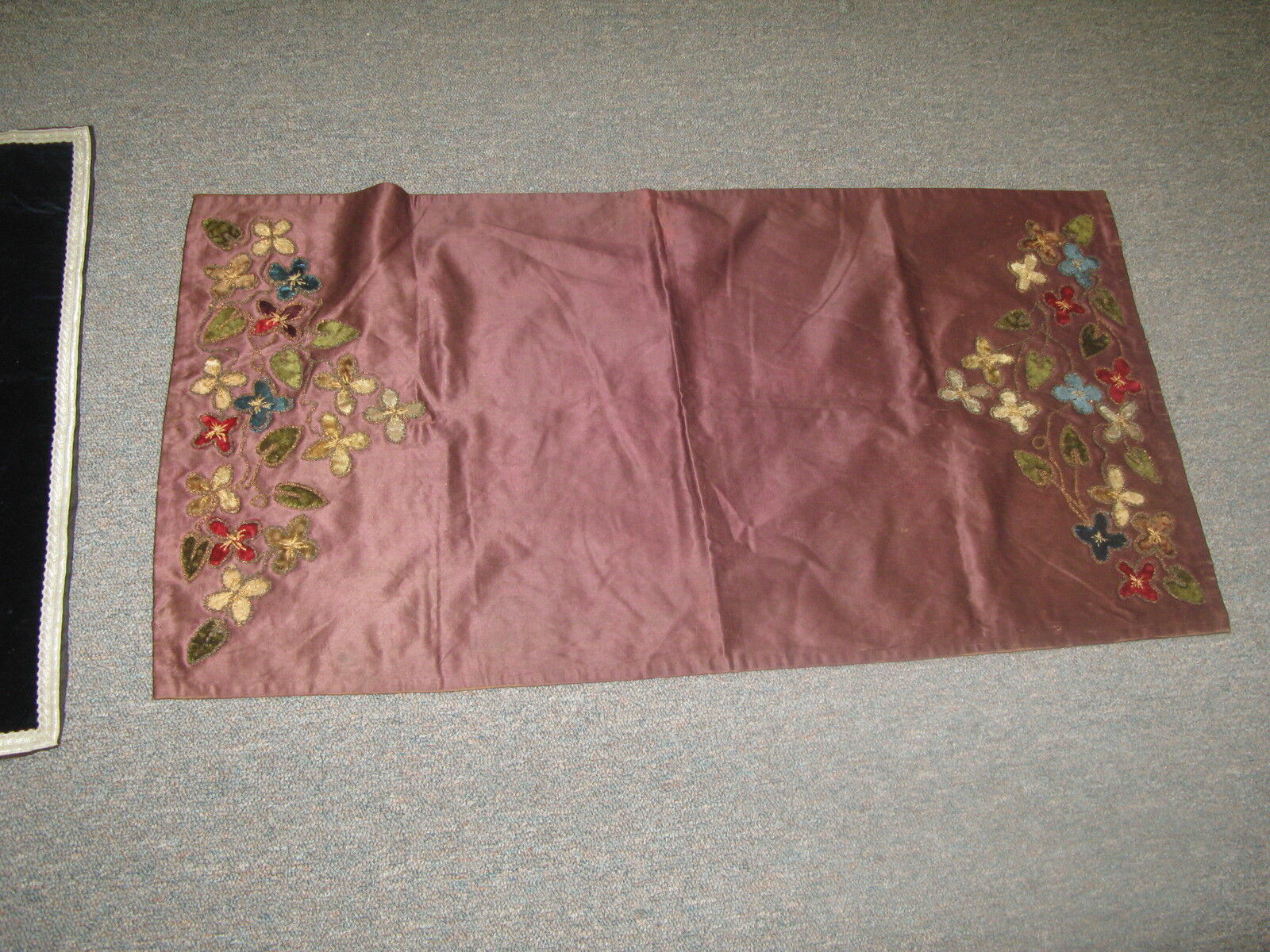 Antique European Altar Shawl Cloth Chalice Veil Doily Hand Embroidery 32\