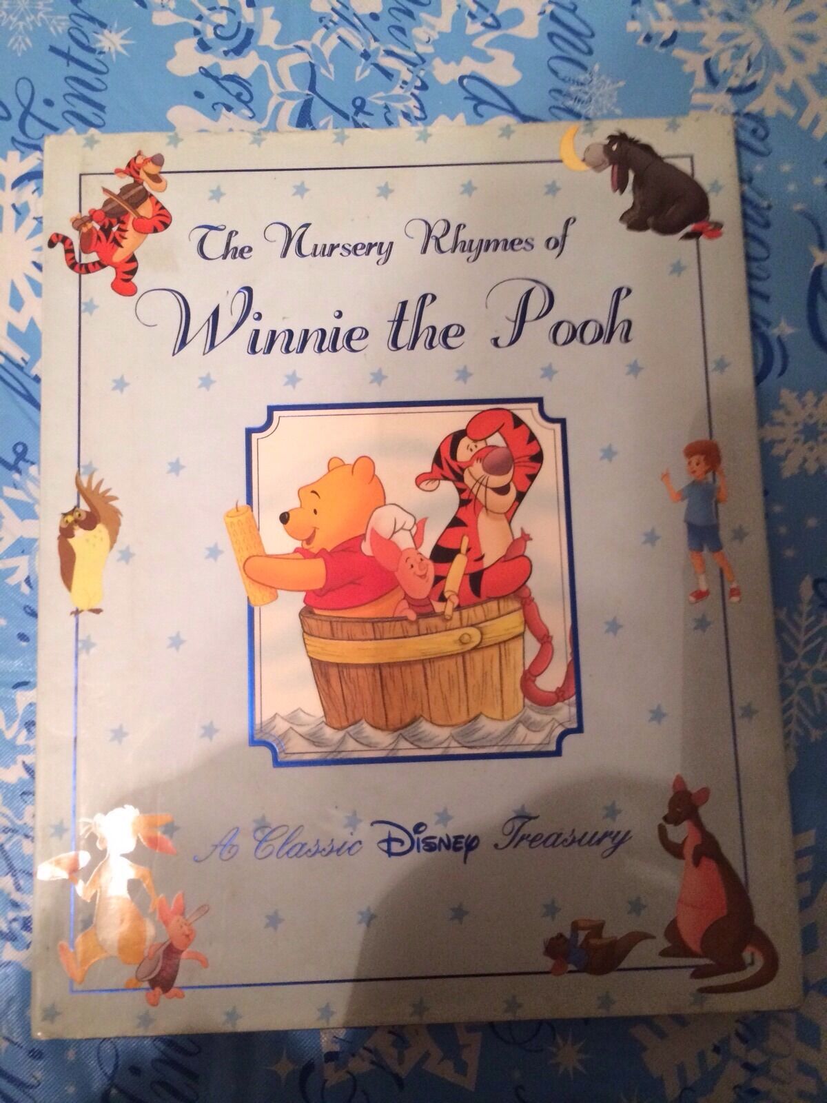 LG 1997 THE MANY ADVENTURE OF WINNIE THE POOH BOOK