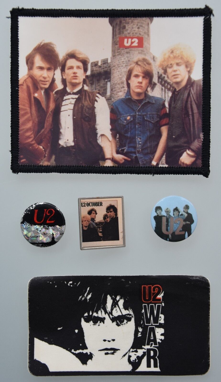 U2 band merchandise original  buttons pin badge October War Music Memorable RARE