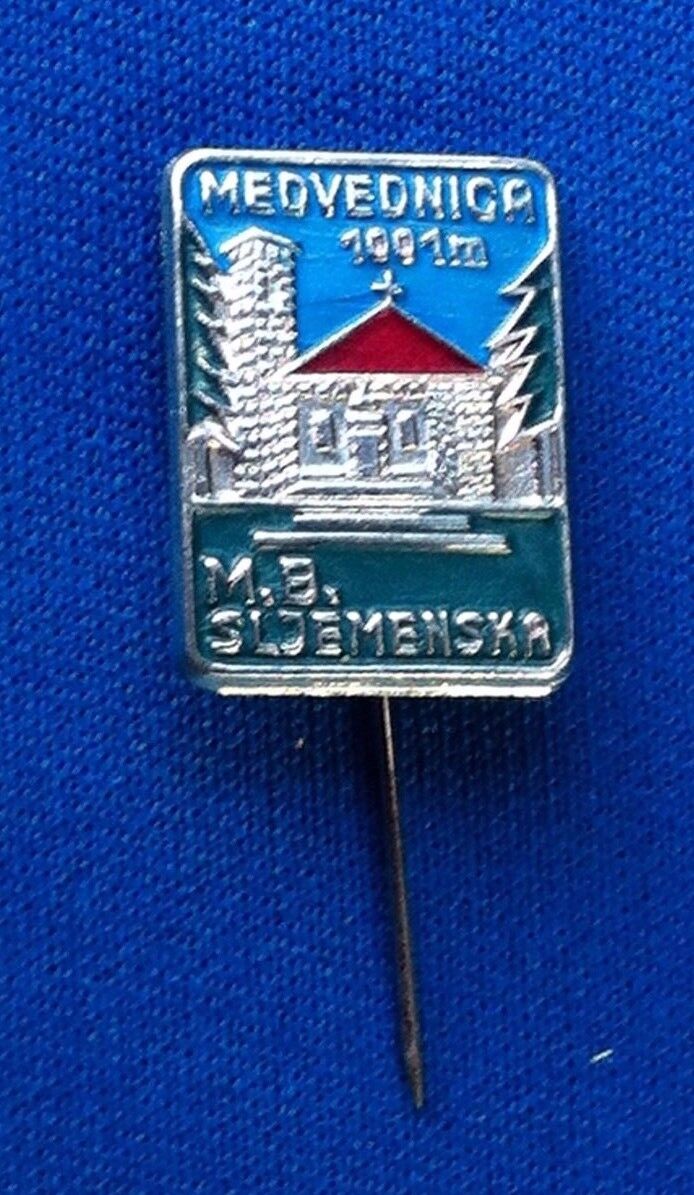 Old vintage pin badge Alpinism mountaineering climbing MEDVEDNICA M.B SLJEMENSKA