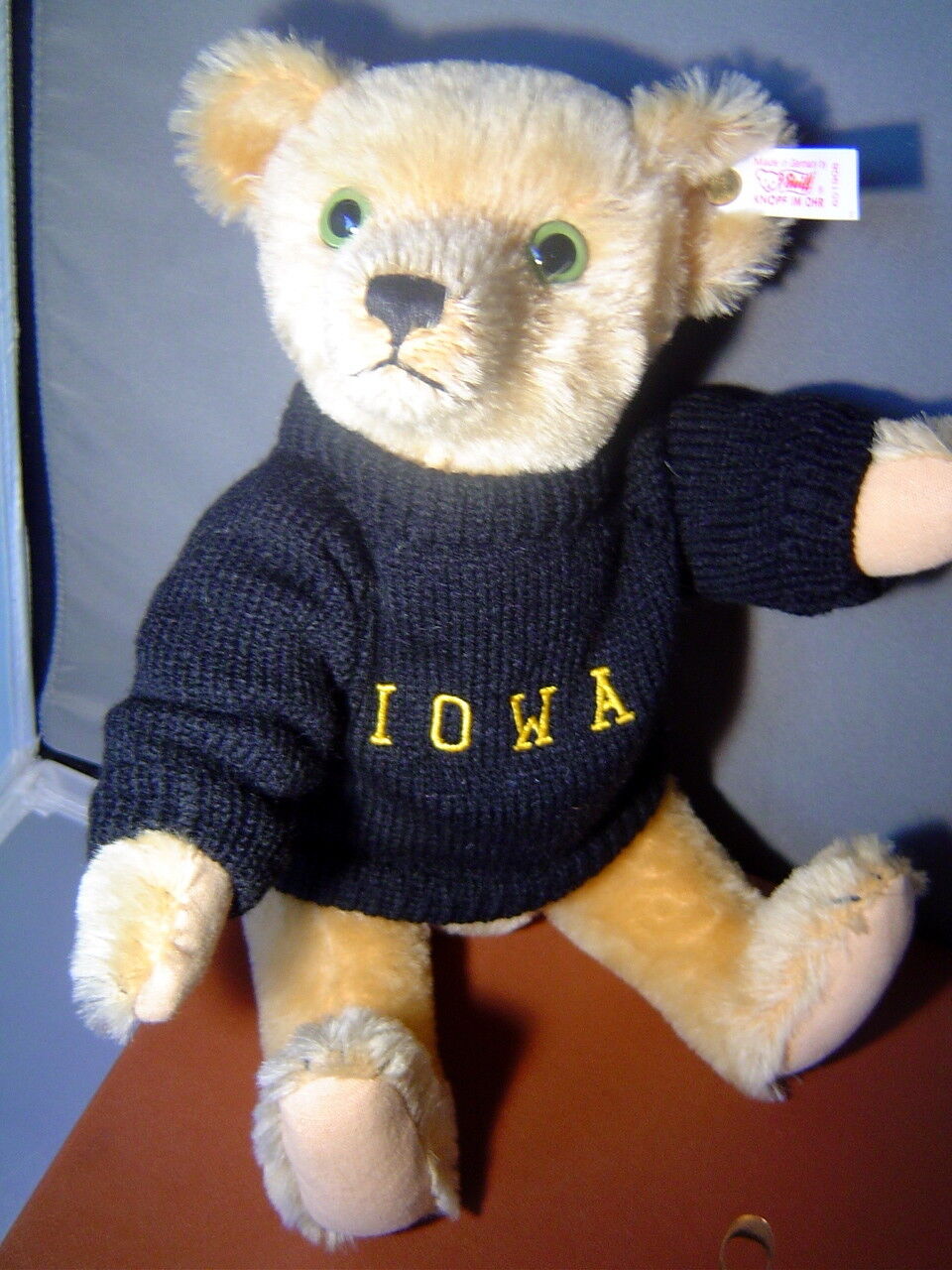 STEIFF Anno Teddy Bear goes to the IOWA game 14 inch USA Limited Edition