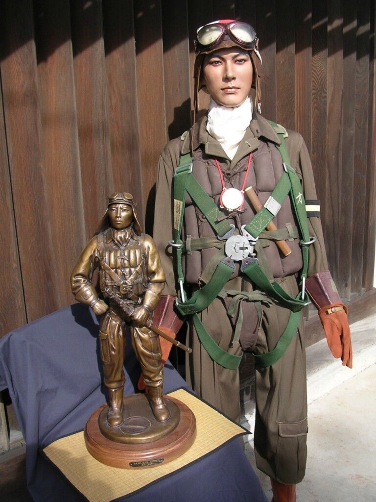 ORIGINAL bronze statue of Japanese WWII Navy Pilot with Sword full Flight Gear 