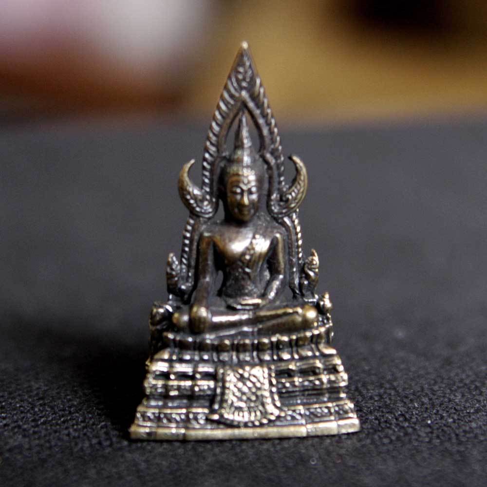 Thai Amulets Phra Buddha Chinnarat Brass Statue Sacred Lucky Charm Success D31