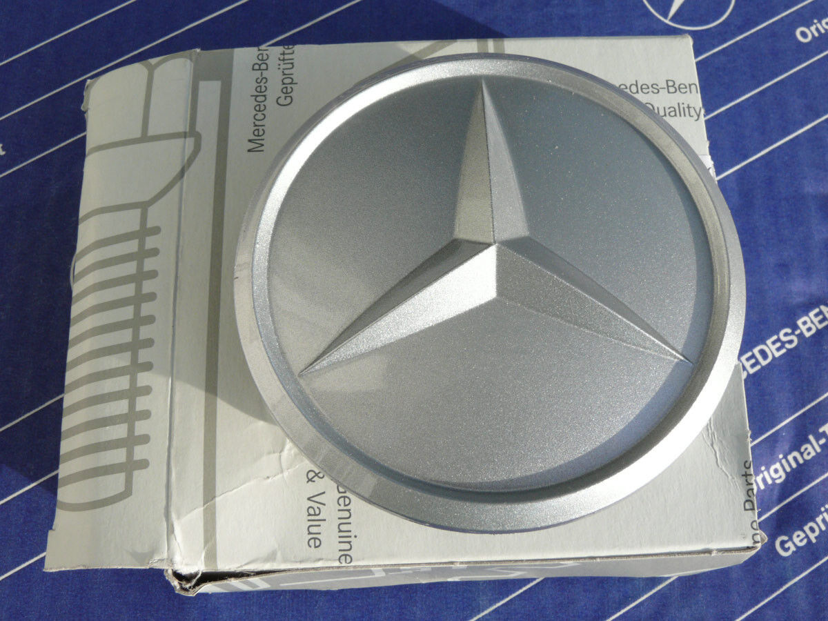 Genuine Mercedes center hub cap for alloy wheels R107 W108 W109 W116 W123 NOS