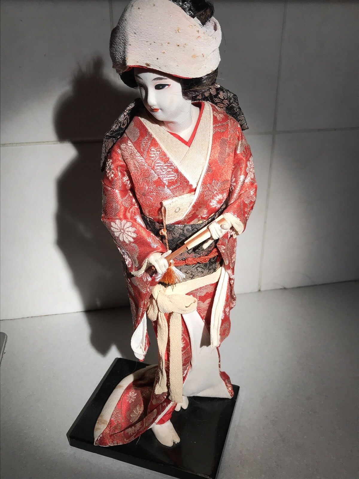 BEAUTIFUL VINTAGE Silk Doll Japanese Geisha Large 17 Inch’s With Fan