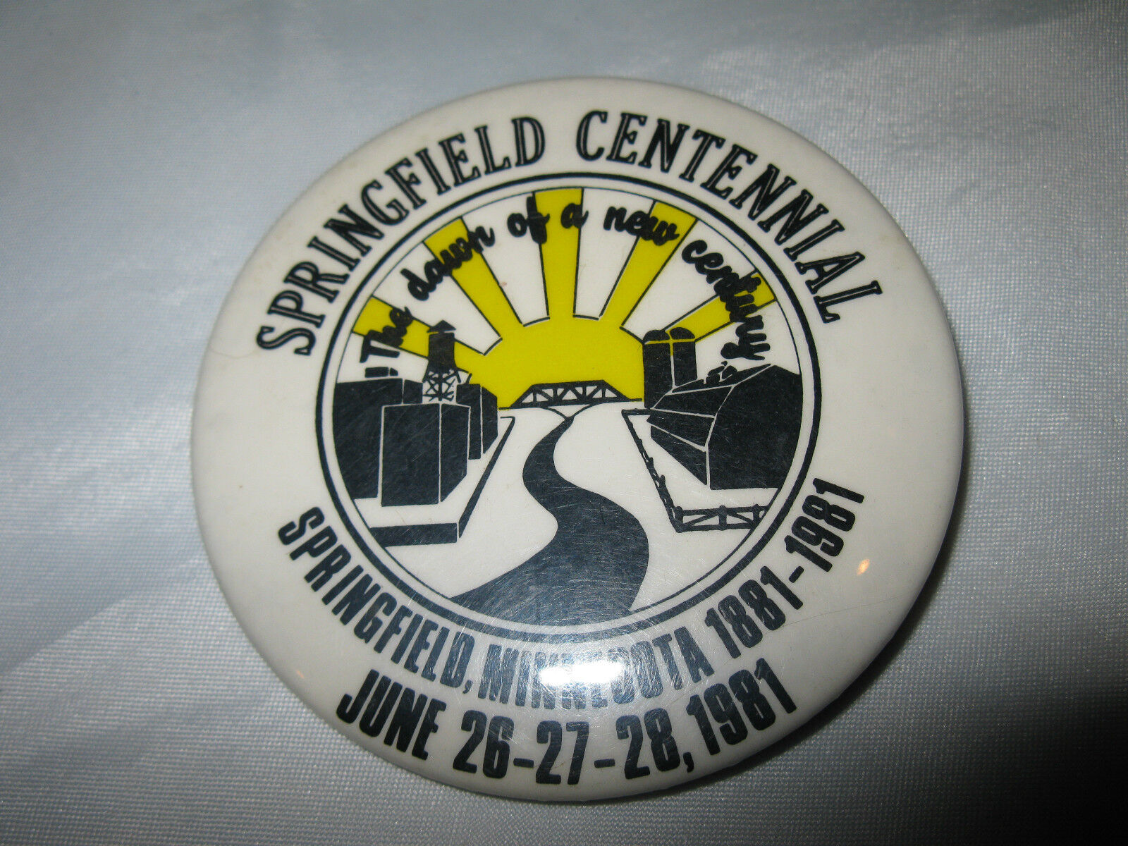 Springfield Minnesota The Dawn of a New Century Centennial Pin 1881 - 1981
