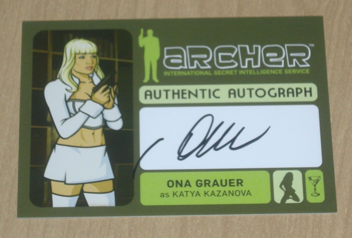 2014 Cryptozoic Archer autograph card Ona Grauer as Katya Kazanova A7