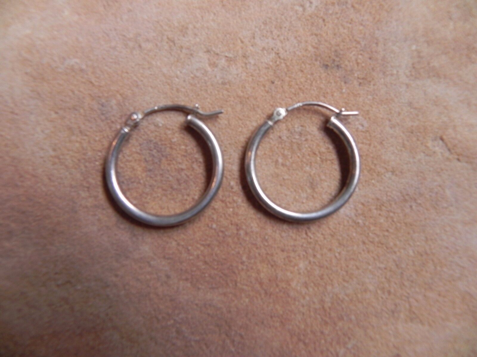 Sterling Silver .925 HOOP Earrings 13/16\