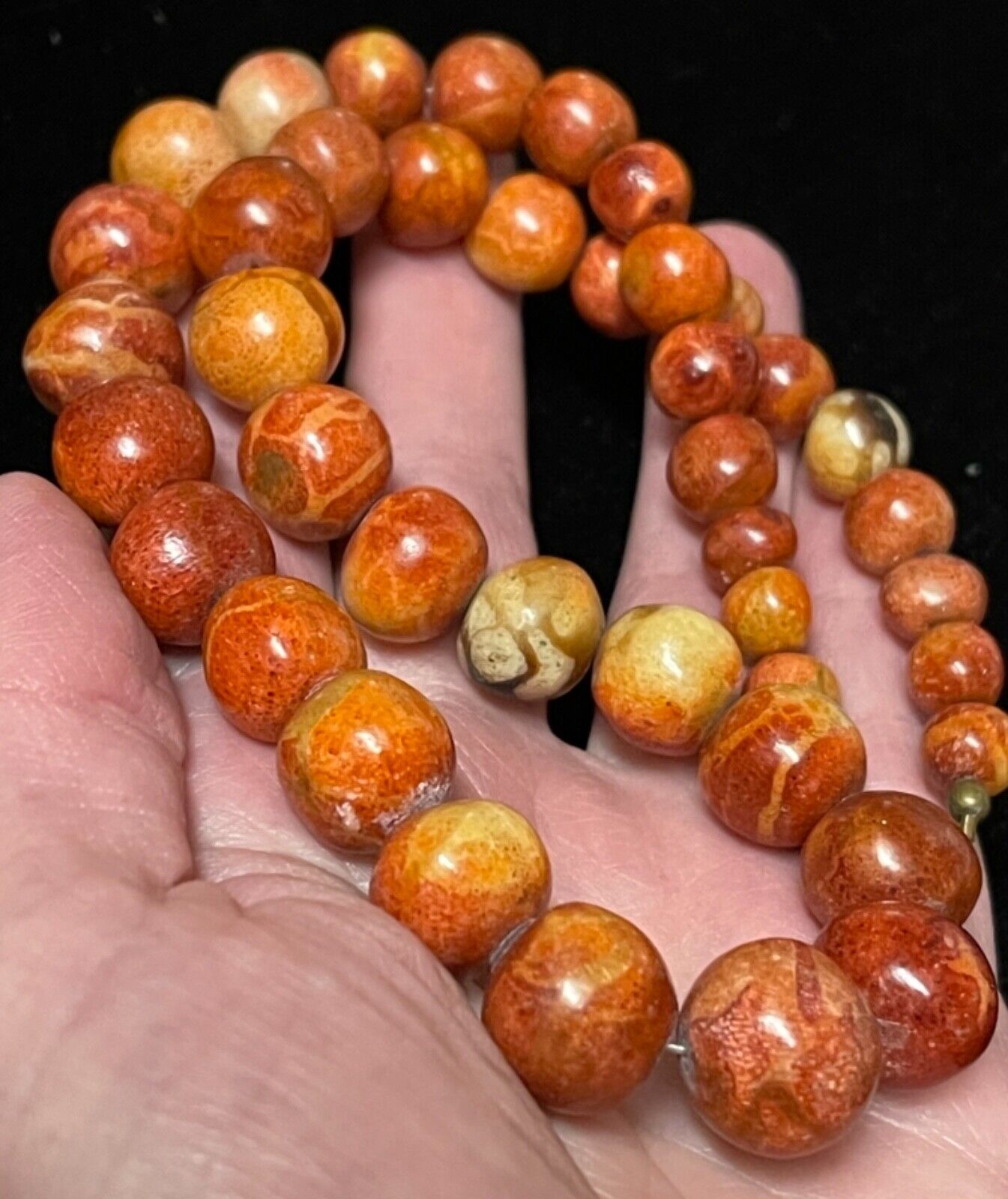 Natural Apple CORAL graduated bead necklace 