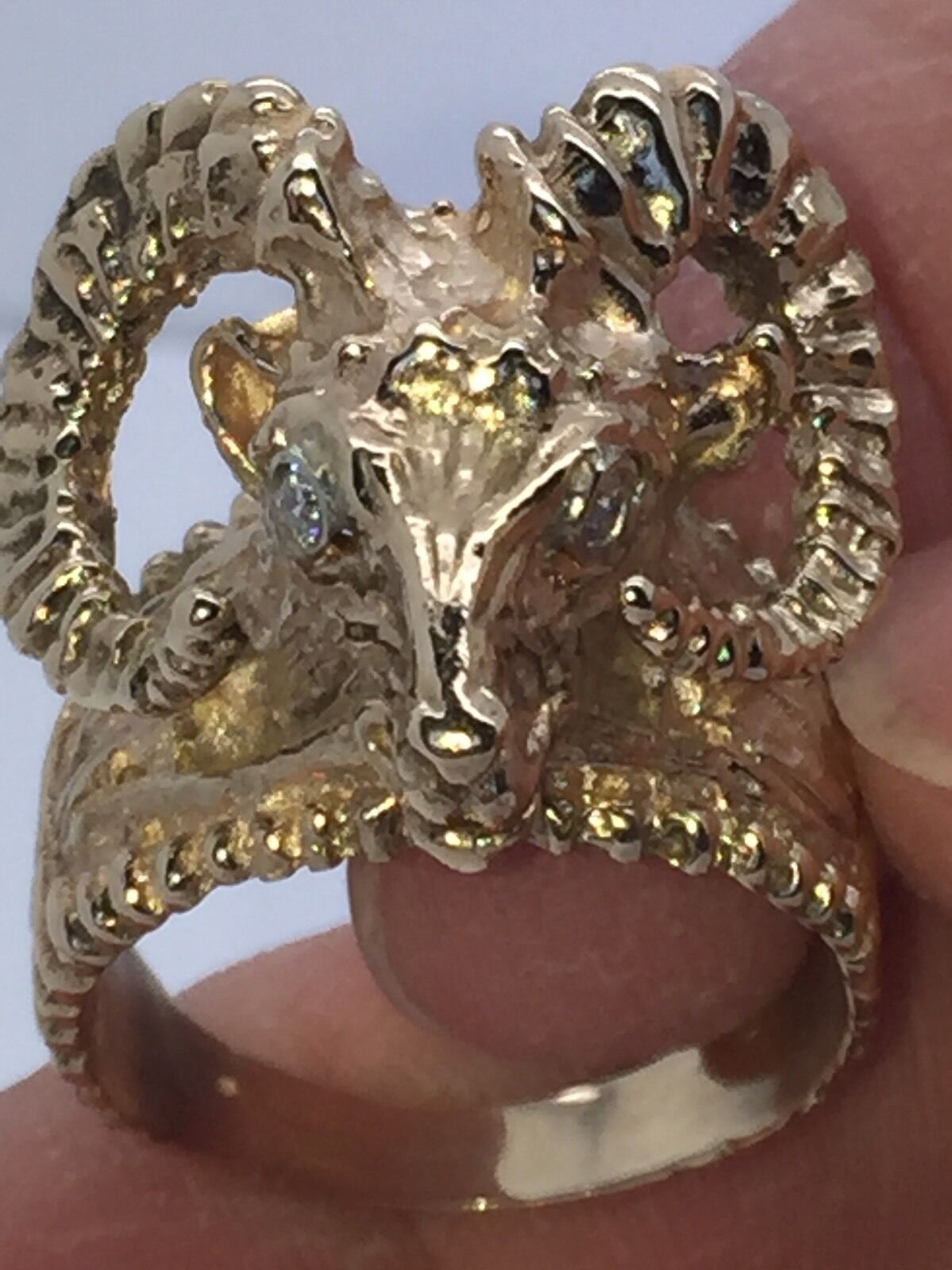 ESTATE MENS 14kt YELLOW GOLD RAM ARIES HEAD with DIAMOND EYES RING SIZE 
