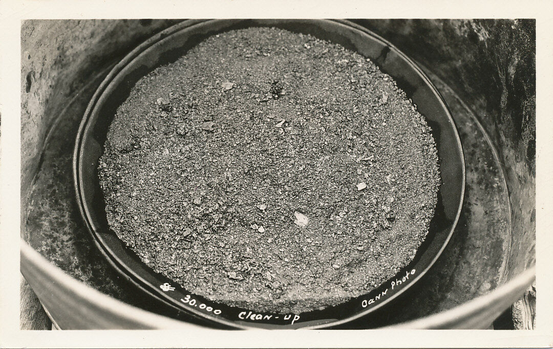 AK * $30,000 Gold Panning Clean-up  1940s  Cann Photo RPPC  Fairbanks