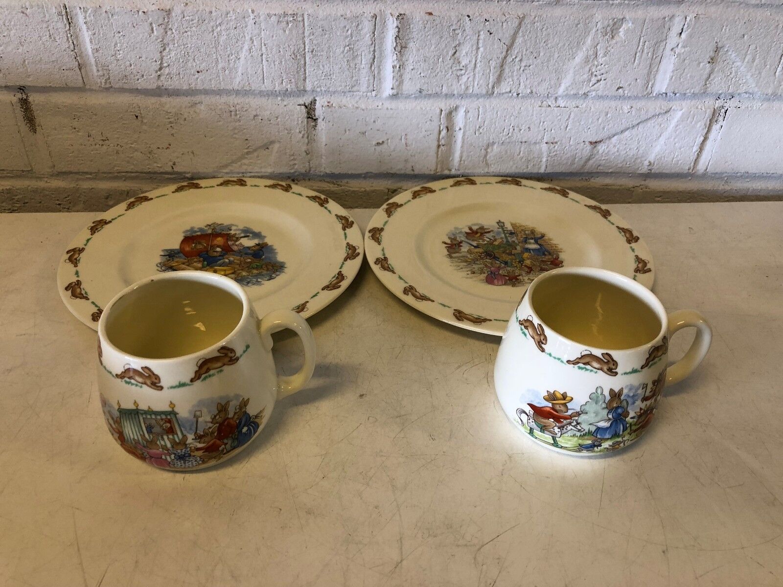 Vintage Royal Doulton Bunnykins Set of 2 Plates and Mugs