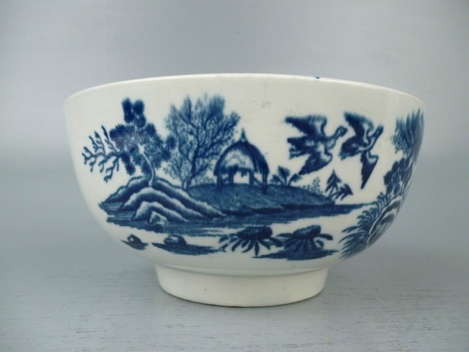 Diminutive Dr Wall Period 18C Worcester Porcelain Bowl - English Caughley PC 