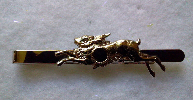 HUNTERS THEME TIE BAR SILVER TONE RABBIT HARE TARGET-MADE IN CZECH
