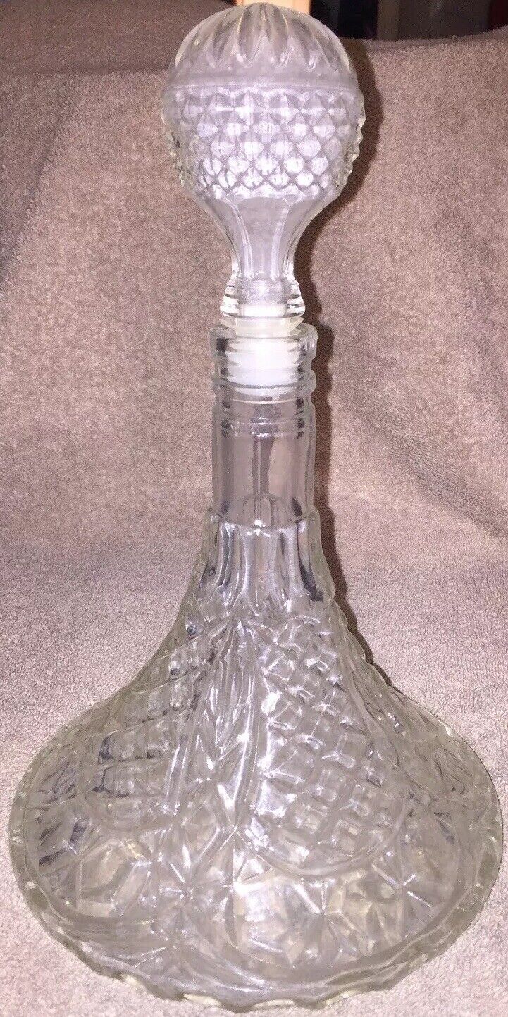 Vintage Beautiful Clear Glass Liquor Decanter