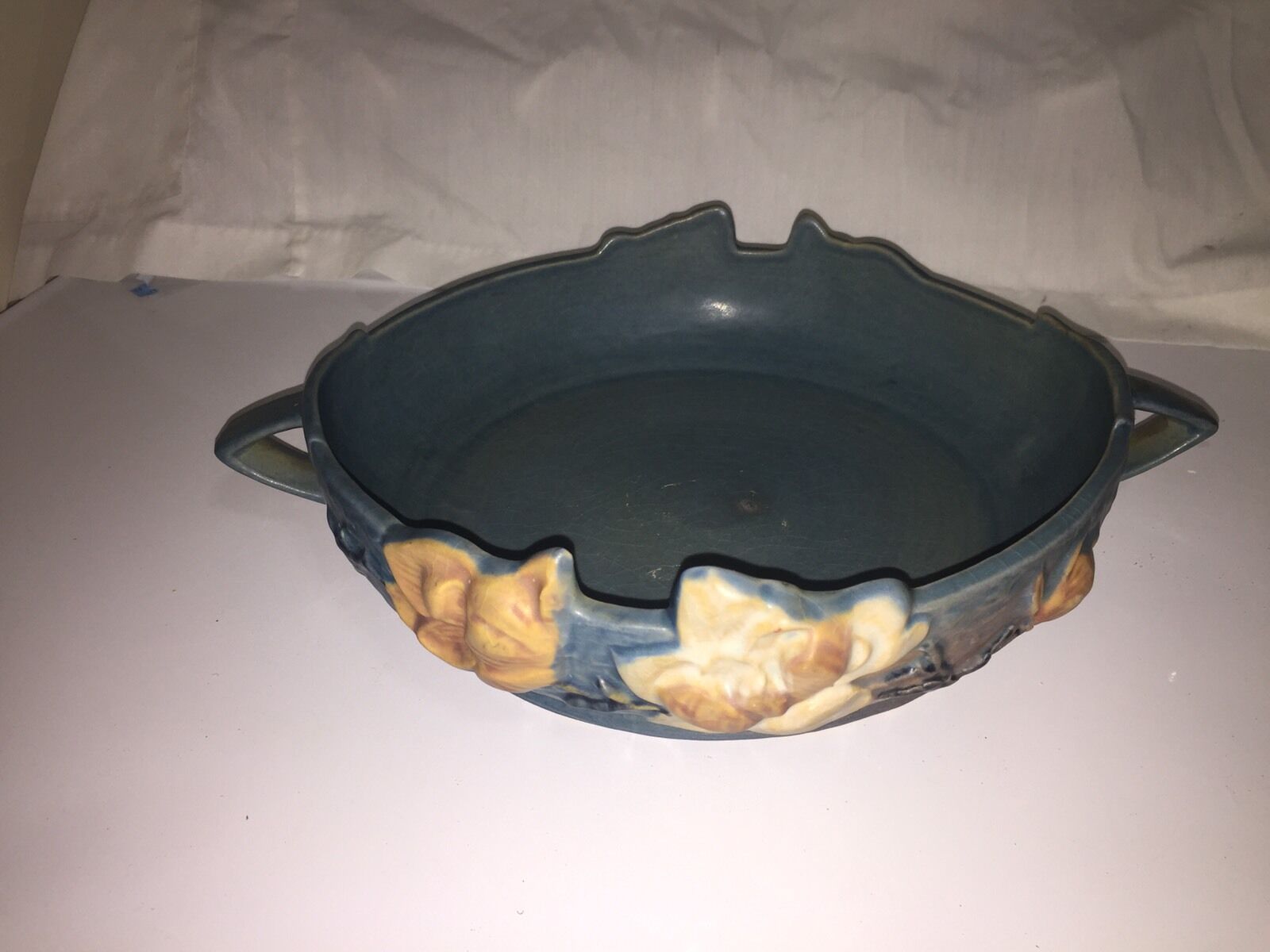 Vintage Roseville Pottery Magnolia 450-10  Blue Handled Console Bowl