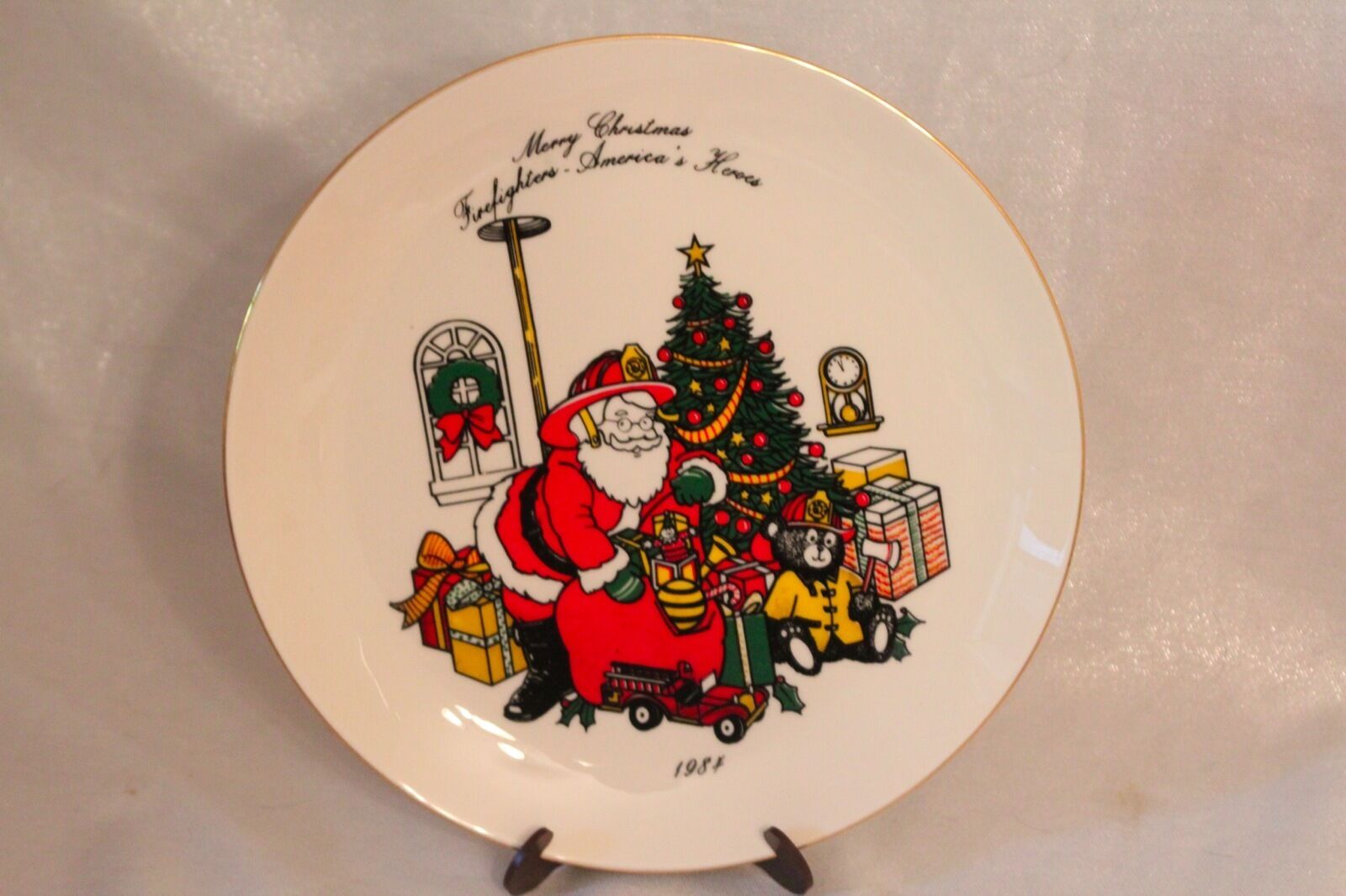 Firefighters Americas Heroes Christmas 1984 (Ruth Hunter) Griffith Pottery House