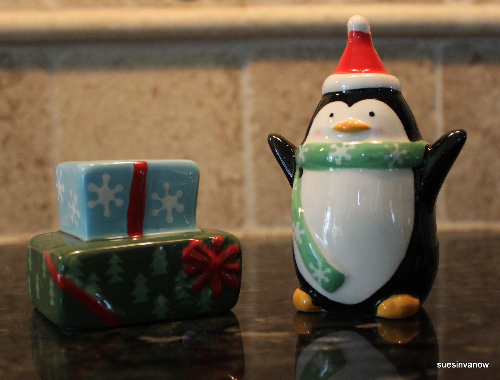 Merry Penguin Salt & Pepper Shakers Kitchen Christmas Decor Fun Cute Happy Snow