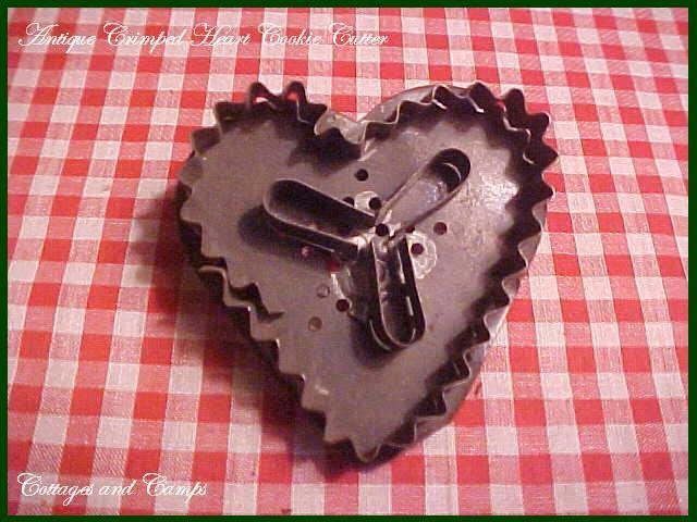 Antique TIN flatback Vtg German PA DUTCH FLOWER in HEART Xmas Cookie Cutter AAFA