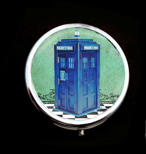 Dr DOCTOR Who Tardis Pill Box Case Medication Rx UK Police Phone Call Booth 