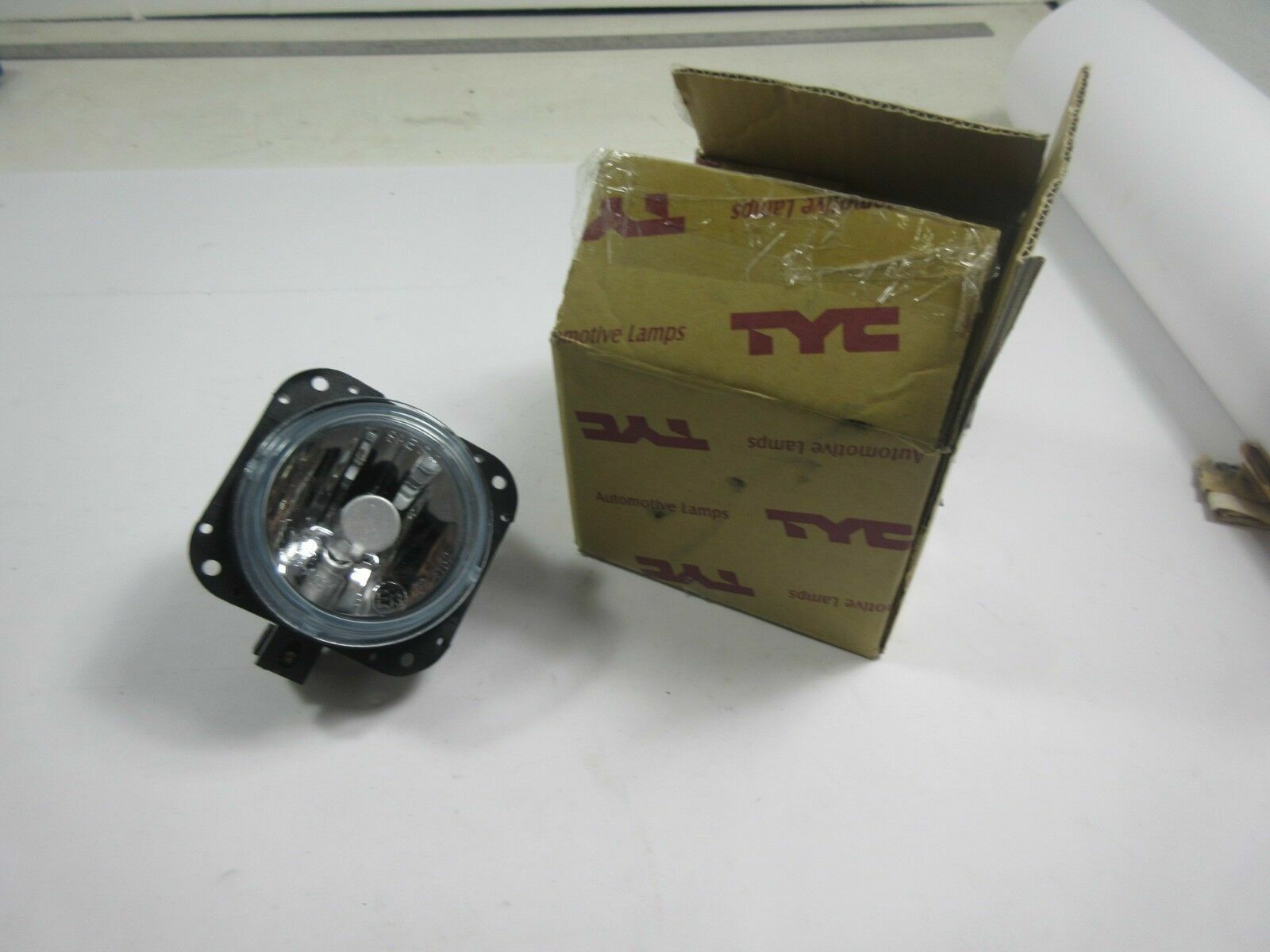 Fog Light Assembly-NSF Certified TYC 19-5835-00-1 fits 02-03 Mazda MPV RH / LH