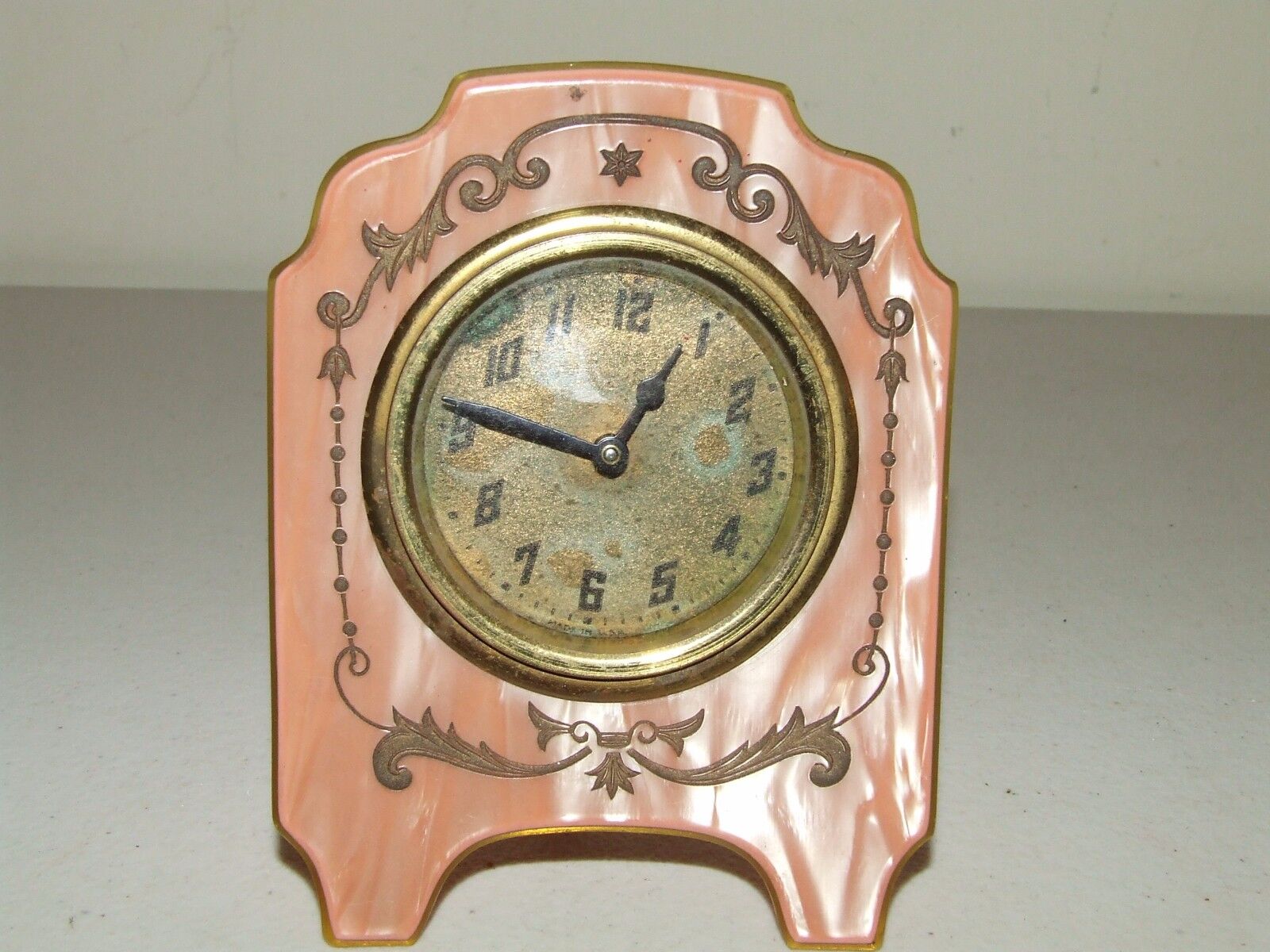 Antique Art Deco Mini Novelty Mantel Shelf Clock with Catalin Bakelite Case, USA
