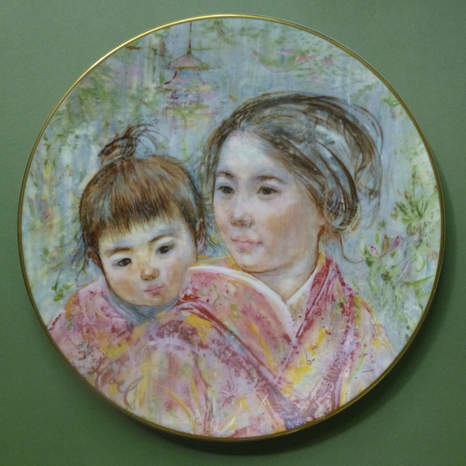 ROYAL DOULTON PLATE - SAYURI AND CHILD 1974 IN CUSTOM MADE CASE 