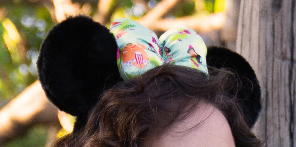 2019 Disney D23 Expo Imagineering WDI MOG Tahitian Terrace Tiki Minnie Headband
