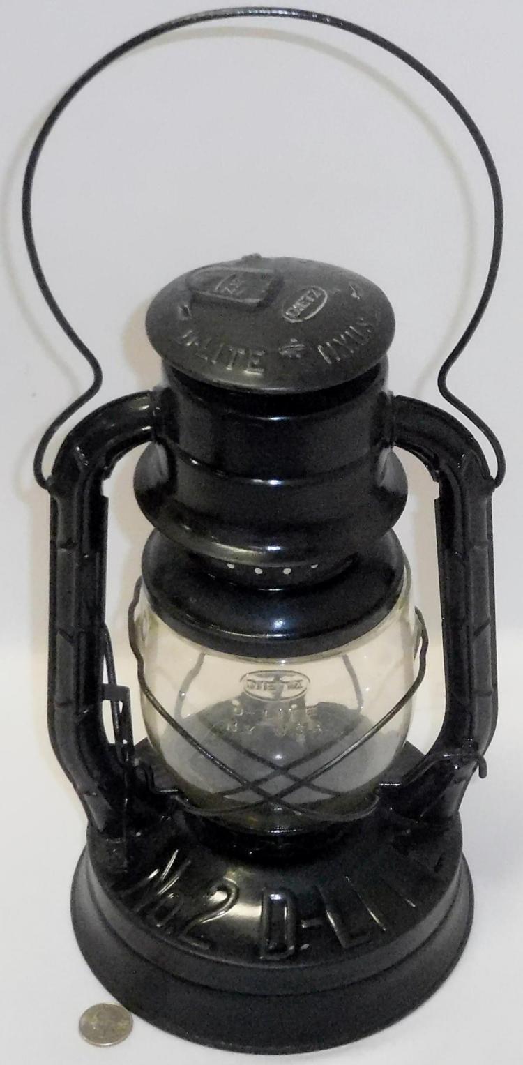 Vintage Dietz USA No. 2 D-Lite Kerosene Oil Railroad Lantern LIGHTLY ... Lot 339
