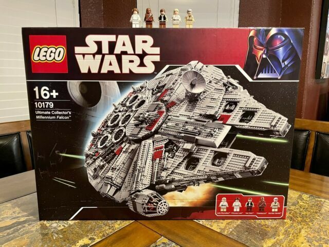 Lego Star Wars Ultimate Collector\'s Millennium Falcon (10179) 1st edition set