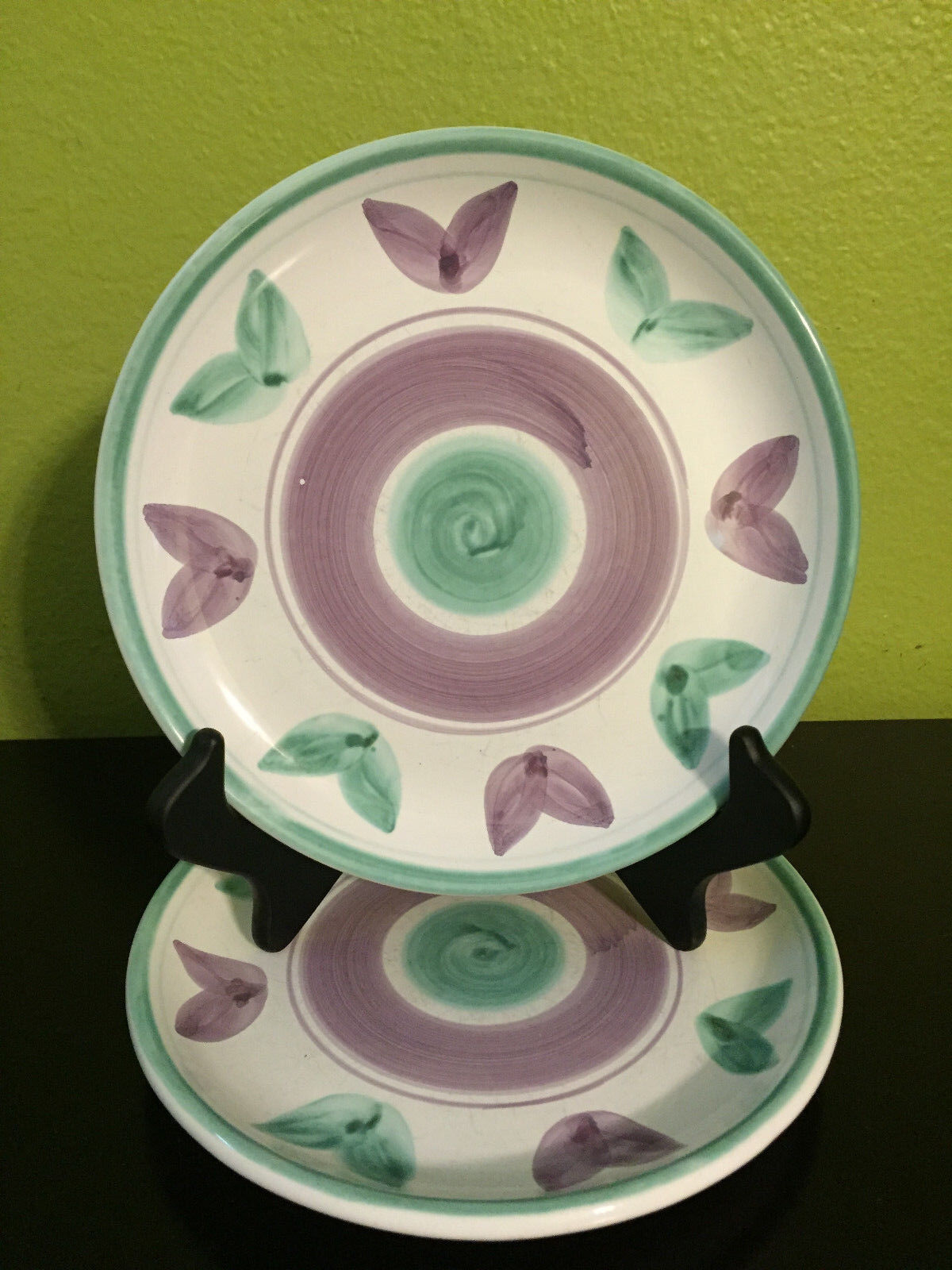 1 Caleca Violetta Hand Painted in Italy-Purple/Green Salad Plate(s) Pottery