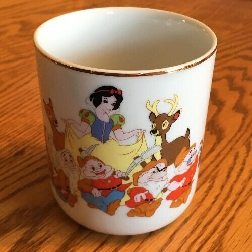 Vintage Walt Disney World SNOW WHITE 7 Dwarfs Coffee Mug Cup Japan, RETIRED