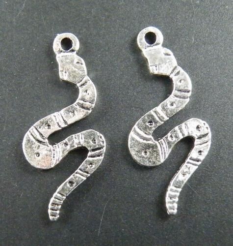 150pcs Tibetan Silver Snake Charms Pendants 26x11x1.5mm 10051