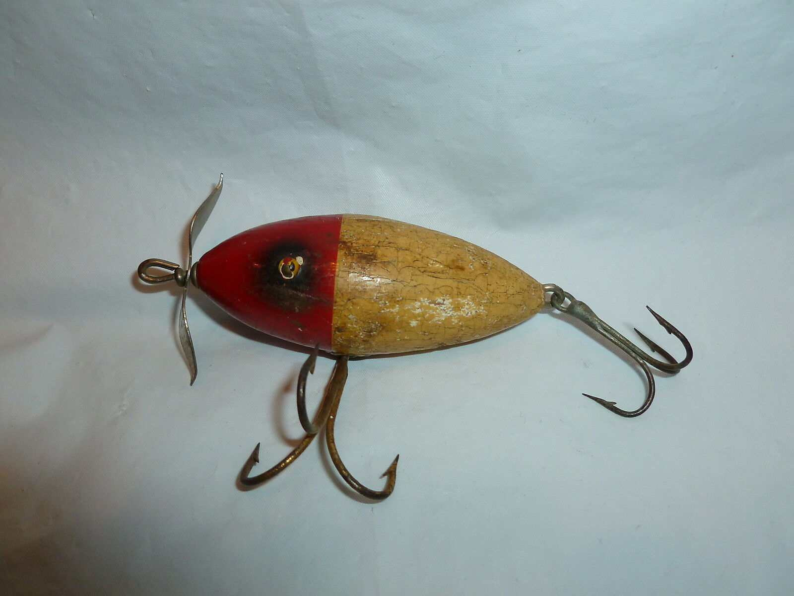 Vintage 3” Unmarked Wooden (South Bend Best-O-Luck?) Fishing Lure  Lot Z-386