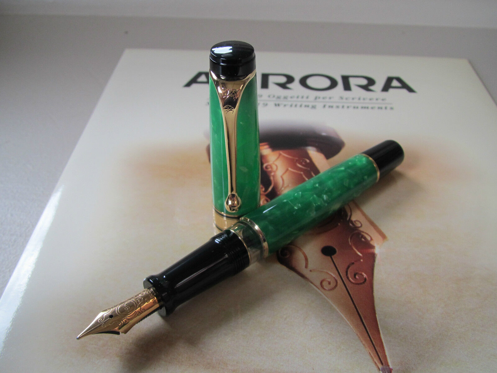Aurora Primavera Limited Edition 18kt gold nib fountain pen MIB