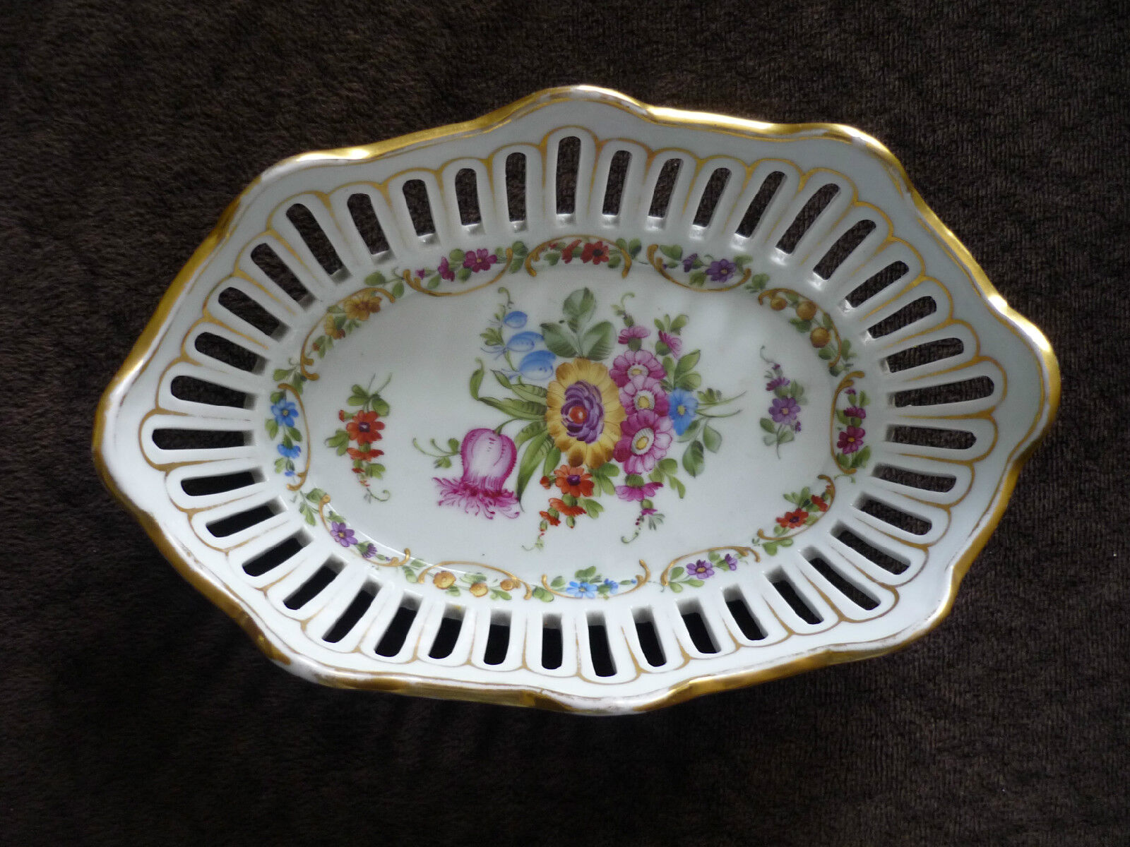 EXQUISITE ANTIQUE SCHIERHOLZ SMALL  RETICULATED OVAL BOWL, EARLY 1900\'S, FLORAL