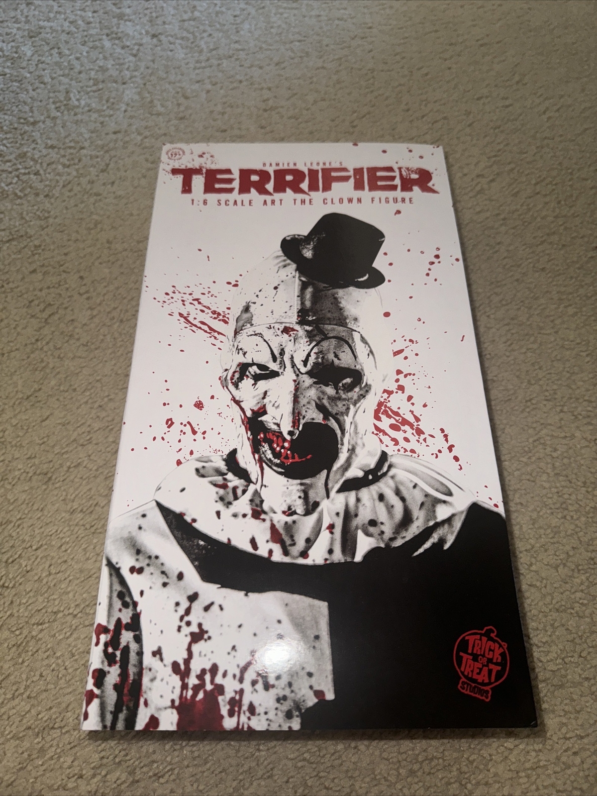 Trick or treat studios Terrifier Signed By David Howard Thornton & Damien Leone Trick or treat studios Terrifier Signed By David Howard Thornton & Damien Leone