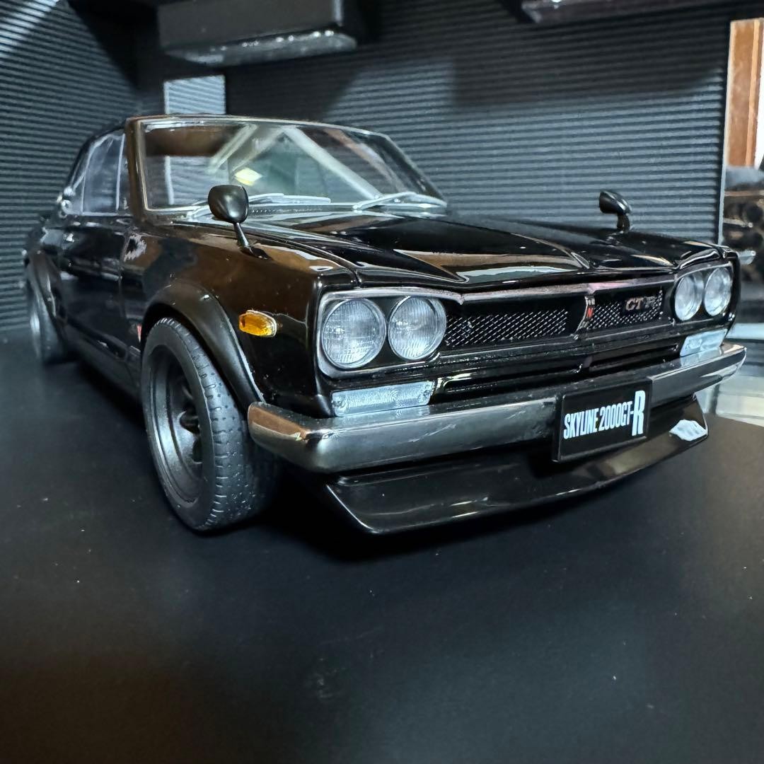 Out of print Auto Art 1/18 GT-R KPGC10 Tuned Version #255116