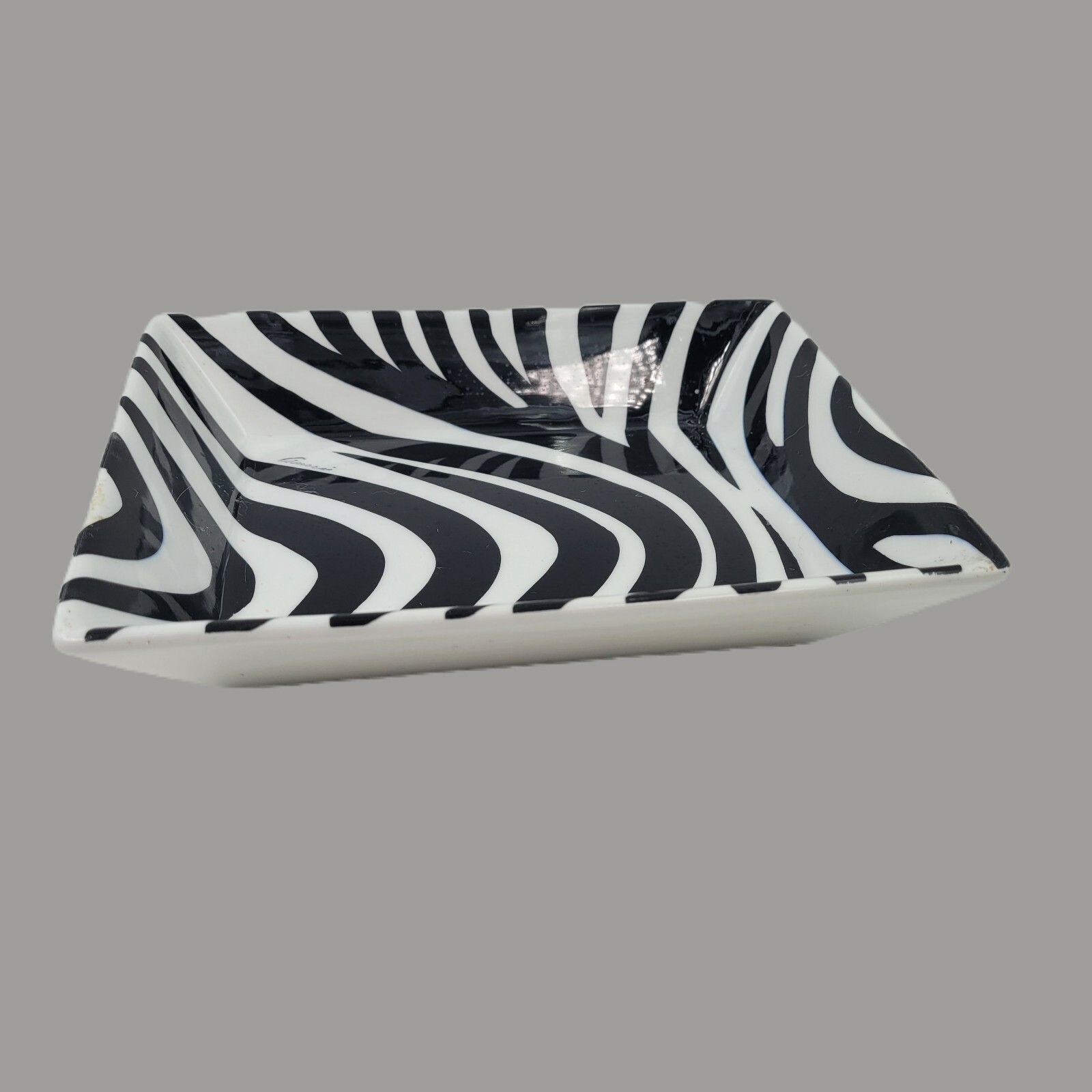 Gucci TOM FORD collectable Home Decor Porcelain ZEBRA print , Very RARE , 1996