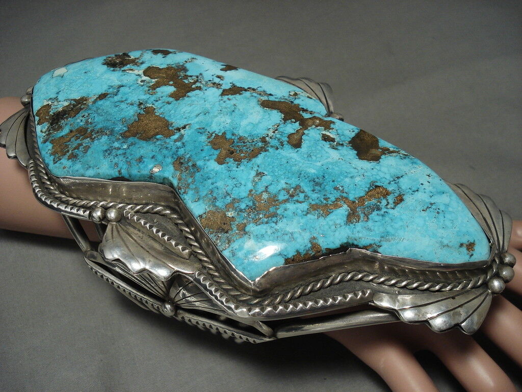 THE BEST AND BIGGEST VINTAGE NAVAJO TURQUOISE SILVER BRACELET ON THE INTERNET