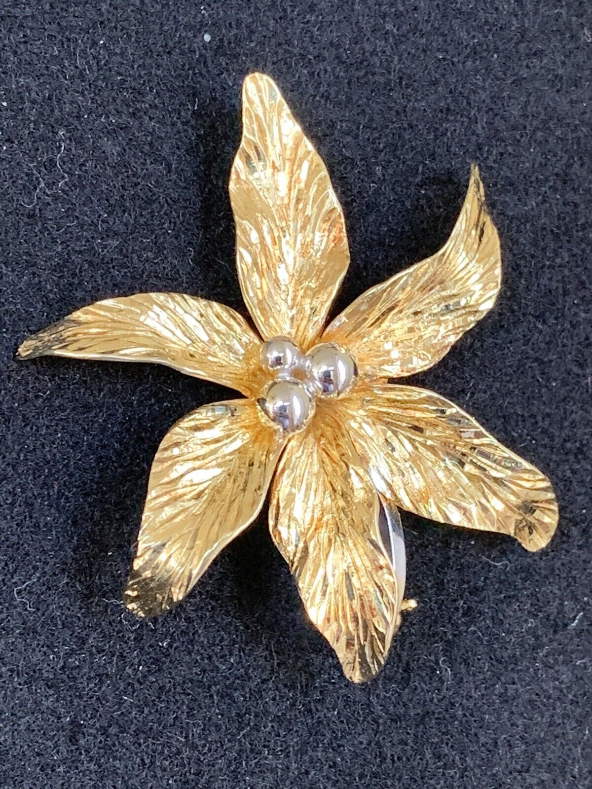 Tiffany & Co 14K Yellow White Gold Poinsettia Floral Flower Pin Brooch 6.6 Grams