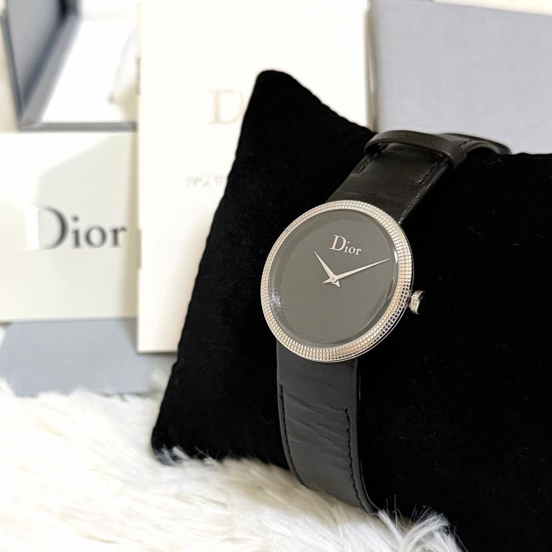 Dior La D de Dior Quartz Watch 33mm SS Leather Black Unused with Box Dior La D de Dior Quartz Watch 33mm SS Leather Black Unused with Box