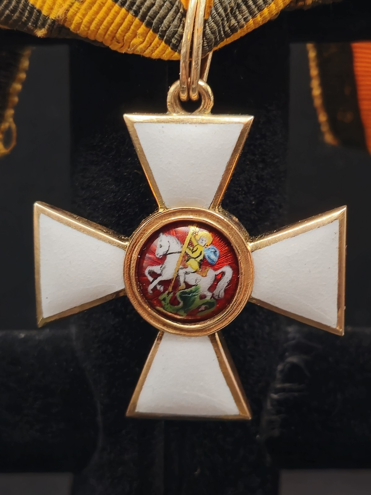 Imperial Russian Order of Saint George 4th Class – Nicholas I Era Left Facing Imperial Russian Order of Saint George 4th Class – Nicholas I Era Left Facing