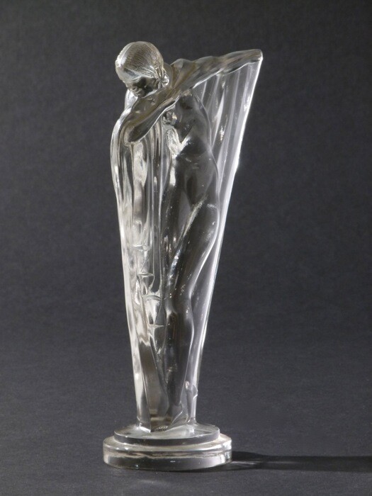 ETLING MASCOTTE THE DRAPED WOMAN - LA FEMME DRAPÉE - N.50 1925 VINTAGE OBJECT ETLING MASCOTTE THE DRAPED WOMAN - LA FEMME DRAPÉE - N.50 1925 VINTAGE OBJECT