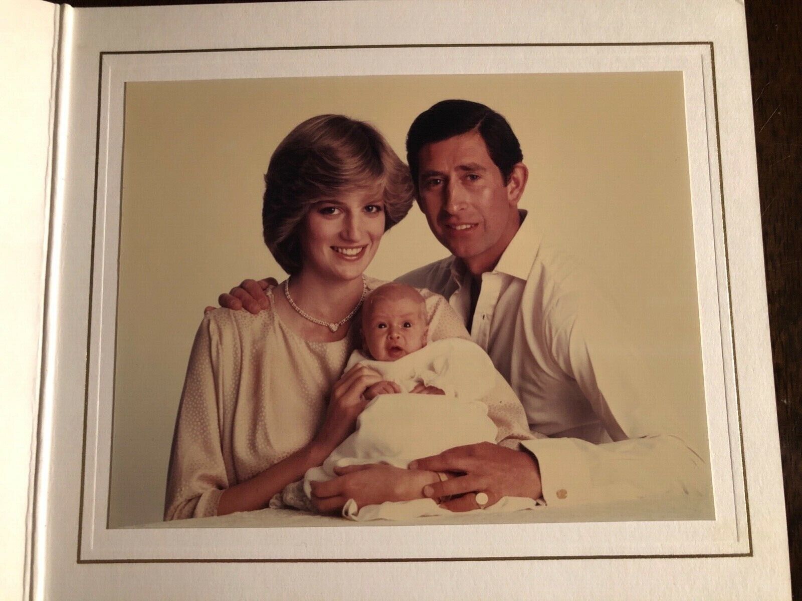 Rare Diana and Charles 100% Christmas card in w infant Prince William