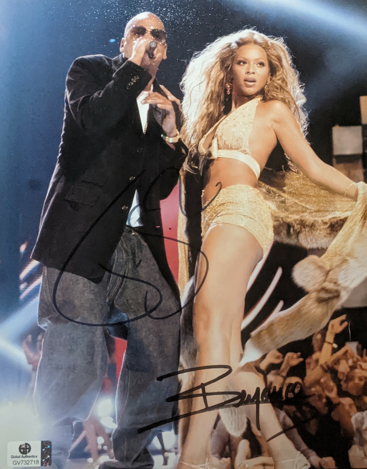 Jay Z & Beyonce Signed Autograph 8x10 COA. Jay Z & Beyonce Signed Autograph 8x10 COA.